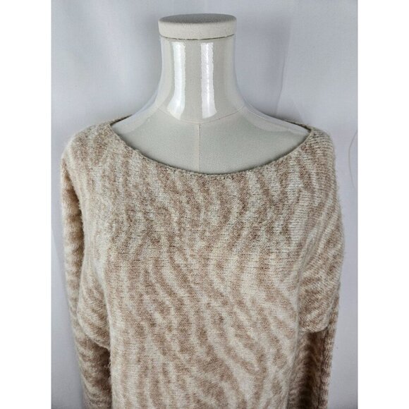 Abercrombie & Fitch Size Small Beige Tan Zebra Print Sweater Animal Scoop Neck - Picture 3 of 10